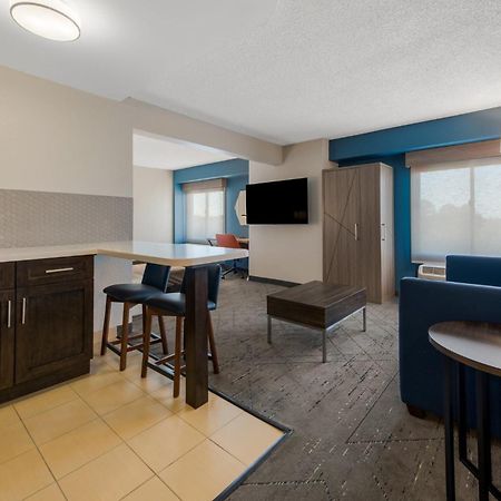 Holiday Inn Express Hotels- Hampton By Ihg Exterior photo