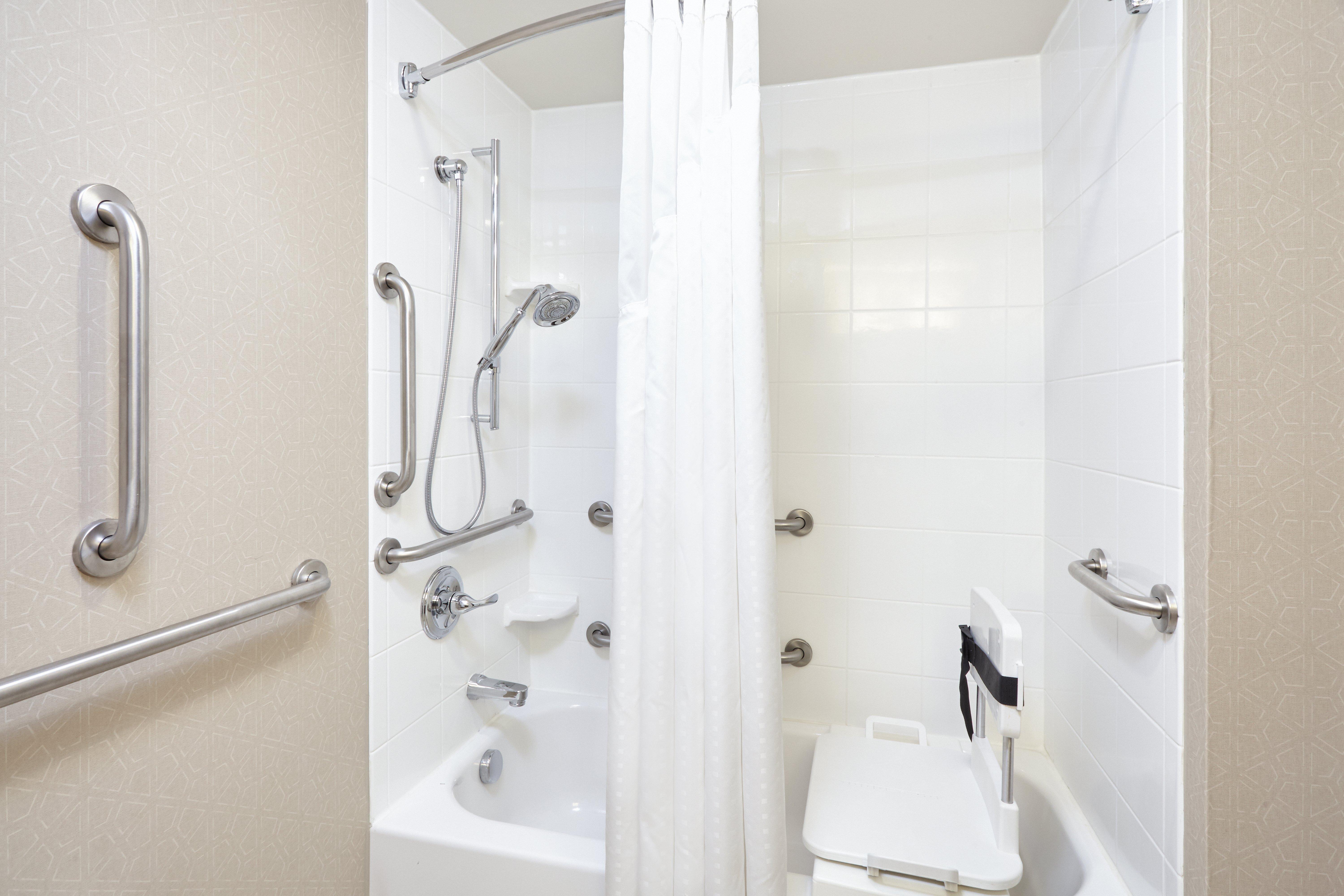 Holiday Inn Express Hotels- Hampton By Ihg Exterior photo