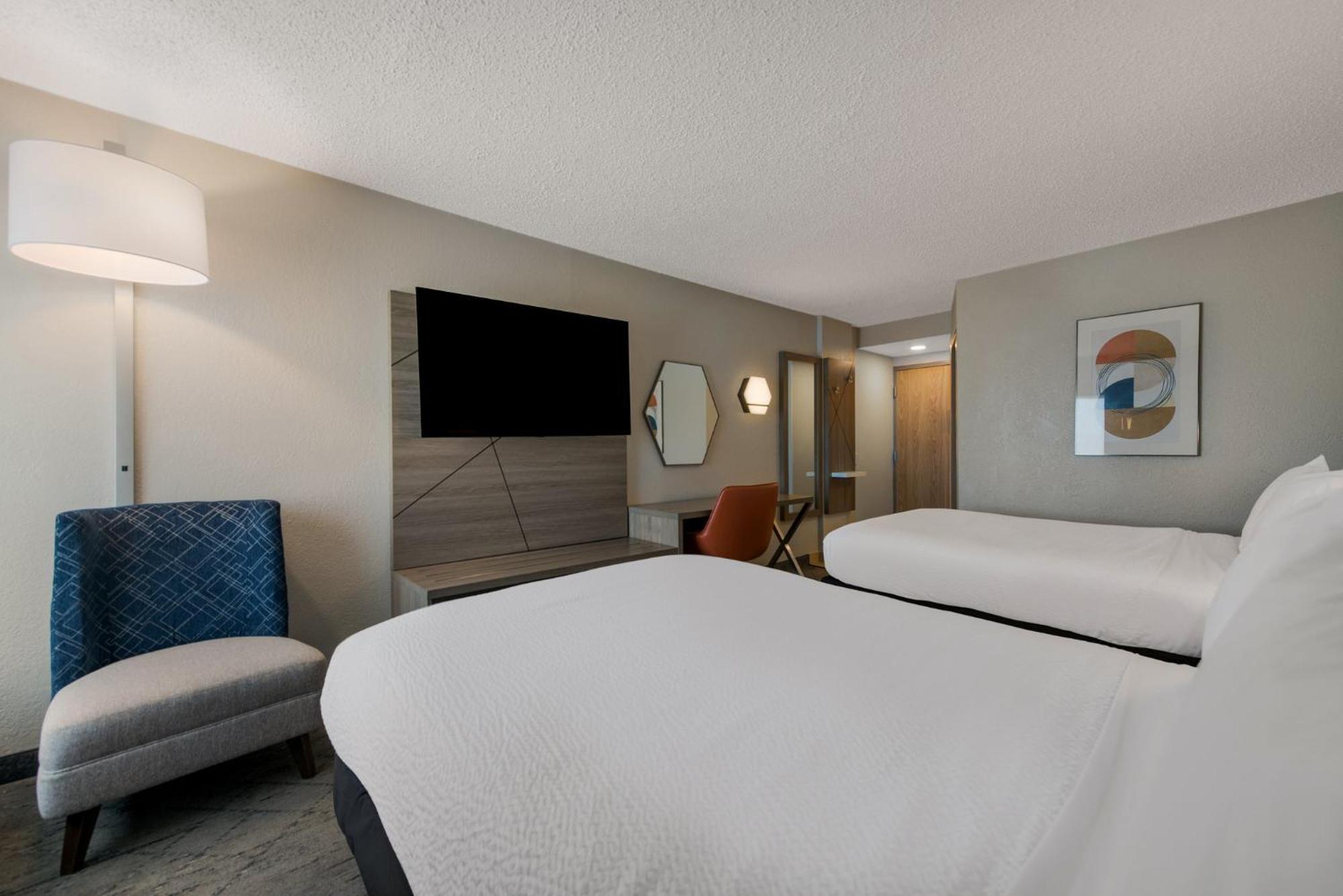 Holiday Inn Express Hotels- Hampton By Ihg Exterior photo