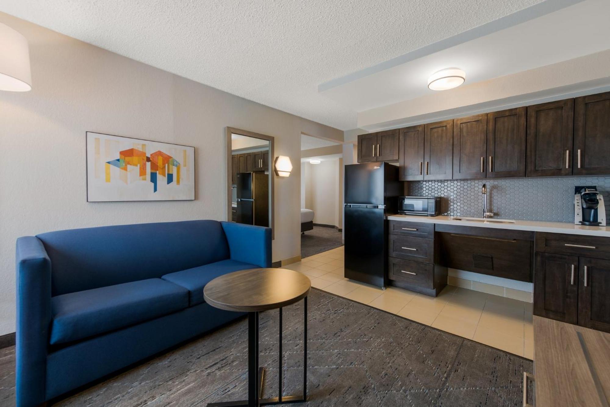 Holiday Inn Express Hotels- Hampton By Ihg Exterior photo