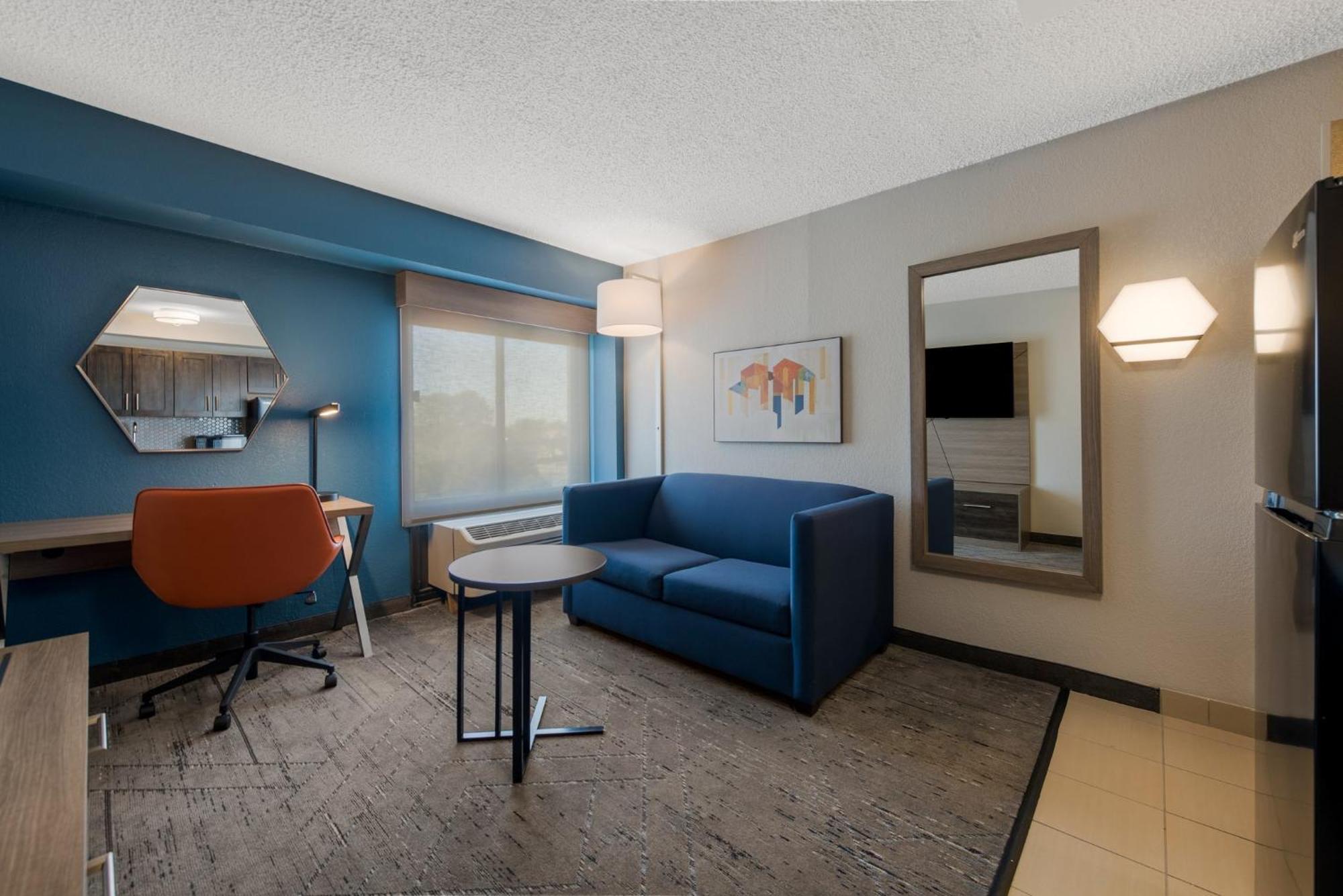 Holiday Inn Express Hotels- Hampton By Ihg Exterior photo