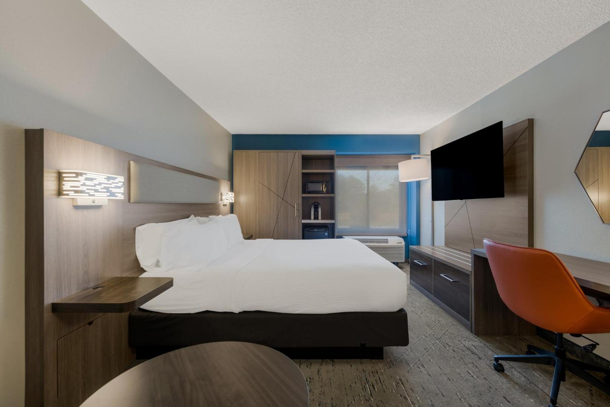 Holiday Inn Express Hotels- Hampton By Ihg Exterior photo