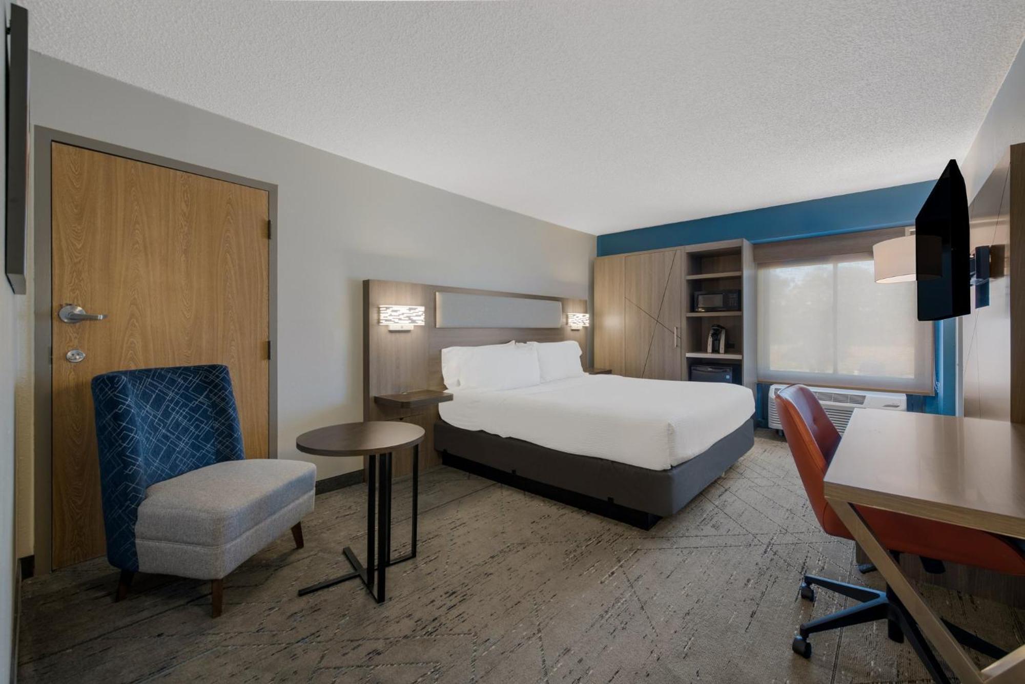 Holiday Inn Express Hotels- Hampton By Ihg Exterior photo